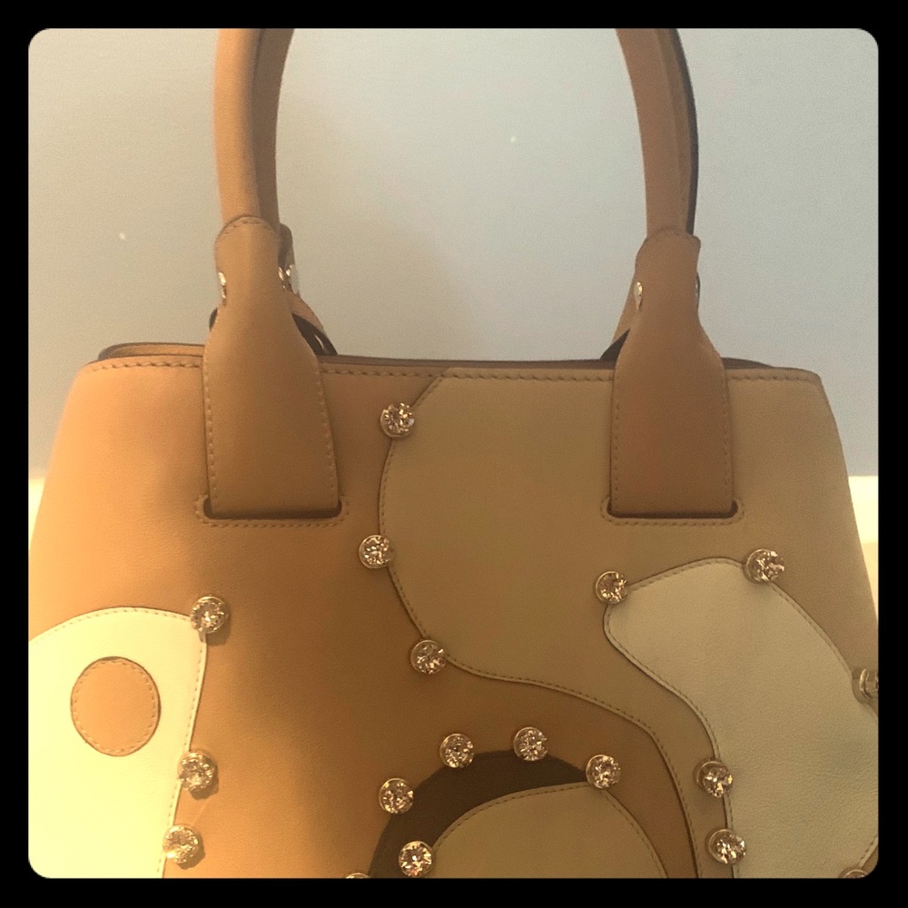 TOD’S gorgeous handbag